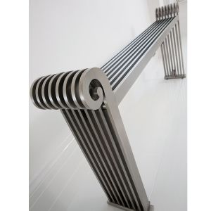 Grandeur Paslanmaz Dizayn Radyatör 660 x 965 - SATİNE